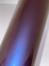 Load image into Gallery viewer, HTV Chameleon - Mulberry Blue C001
